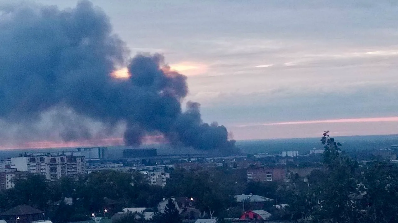 Ukrainian Flamingo Missiles Strike Russian Rocket Plant in Samara